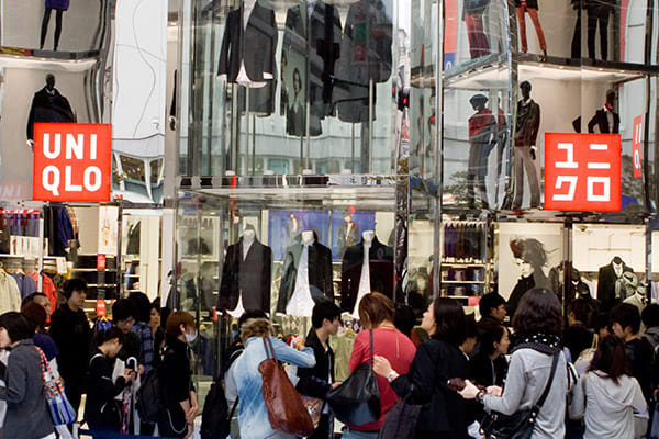 ユニクロ　売り場　プラスジェイ