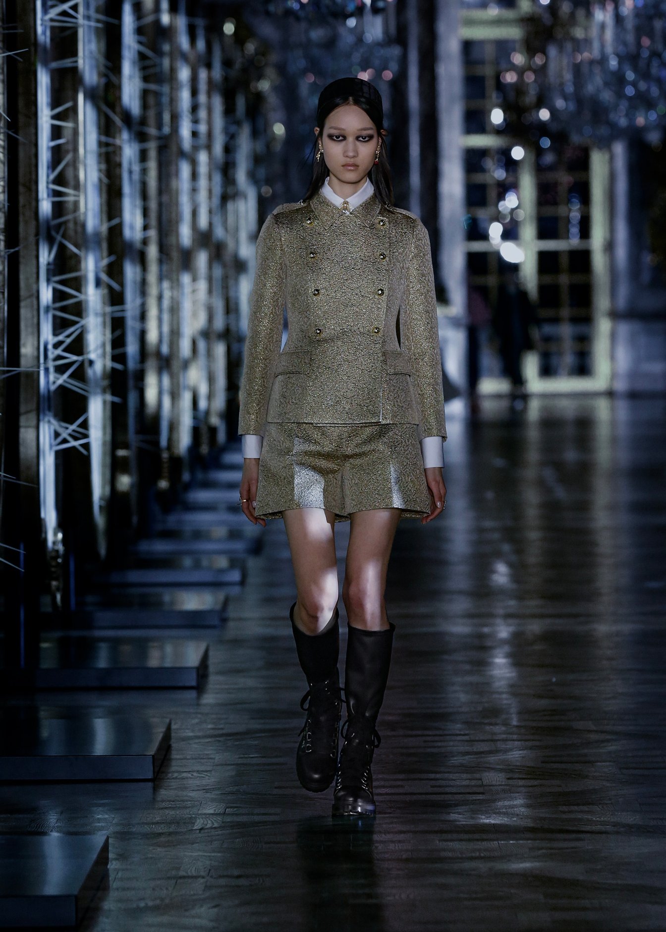 DIOR
