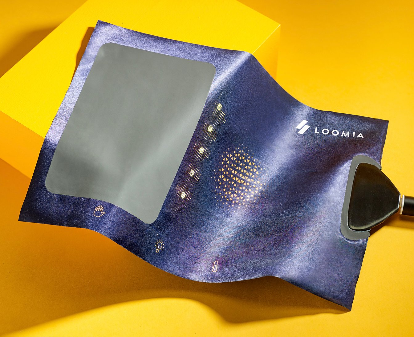 LOOMIA Electronic Layer
