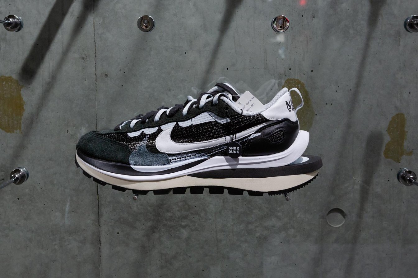 ナイキ　サカイ　ヴェイパー