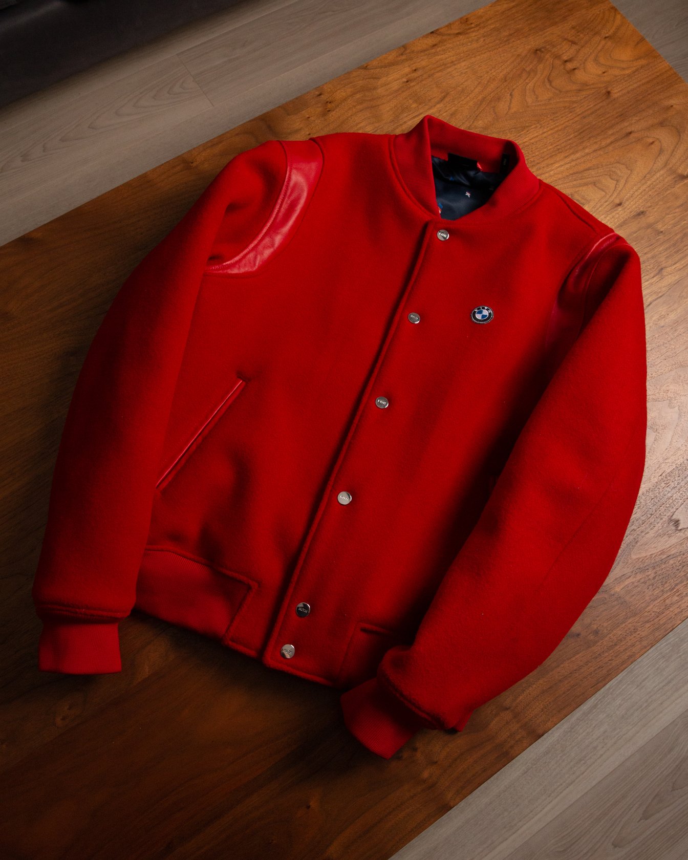 キス BMW ジャケット