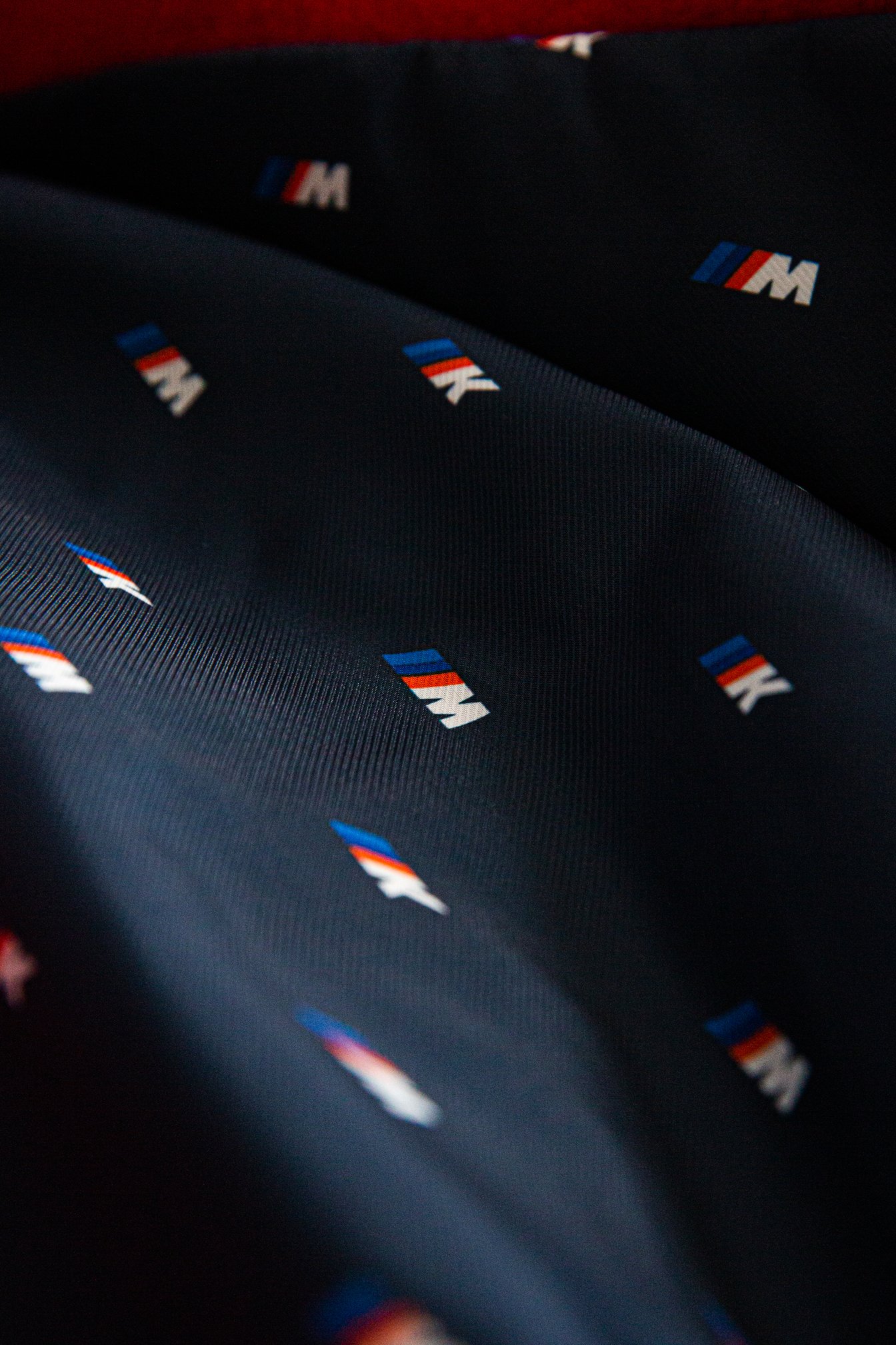 キス BMW ジャケット