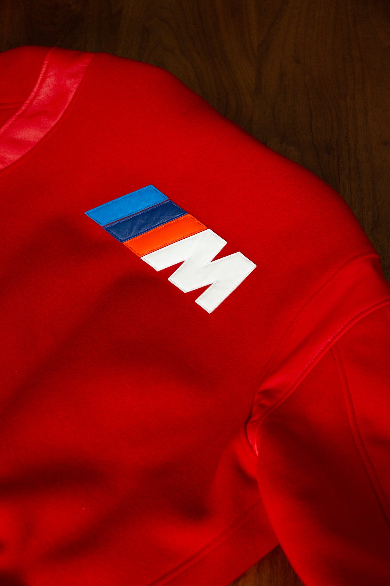 キス BMW ジャケット