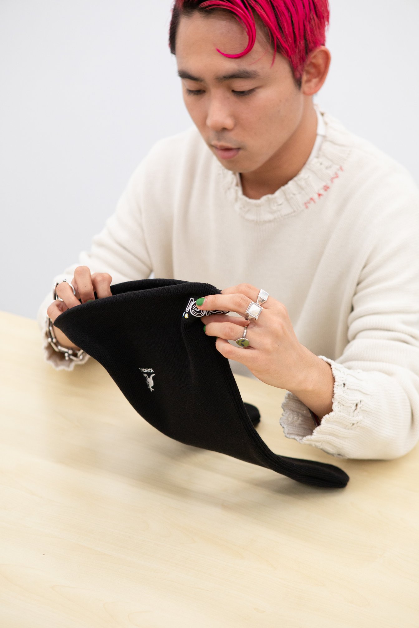 オカモトレイジ うさ耳ニット帽