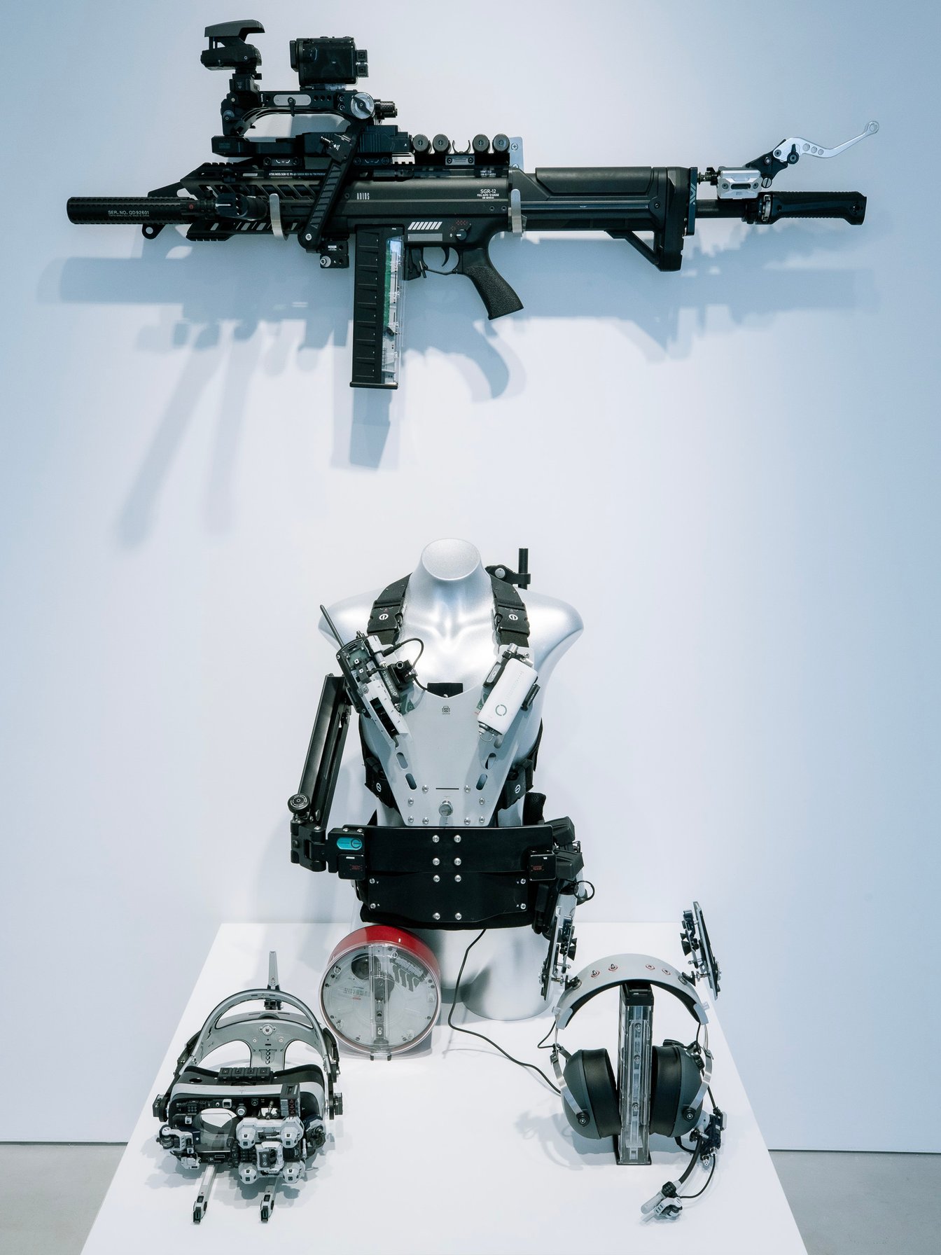 ikeuchi hiroto　池内啓人　バレンシアガ　ヘッドピース　マスク　オタク