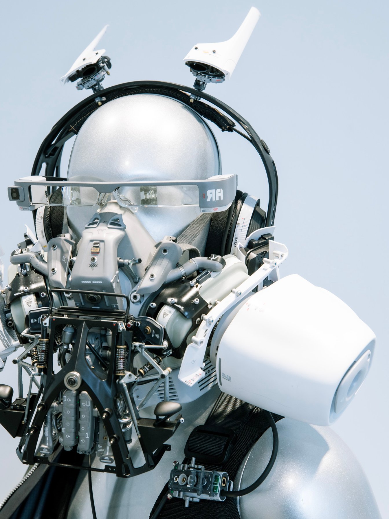 ikeuchi hiroto　池内啓人　バレンシアガ　ヘッドピース　マスク　オタク