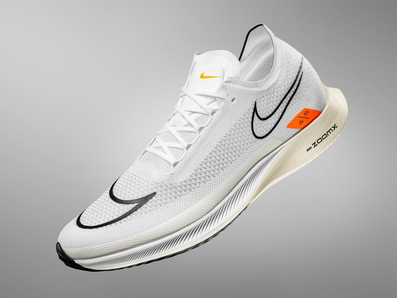 ナイキ ズームエックス ストリークフライ