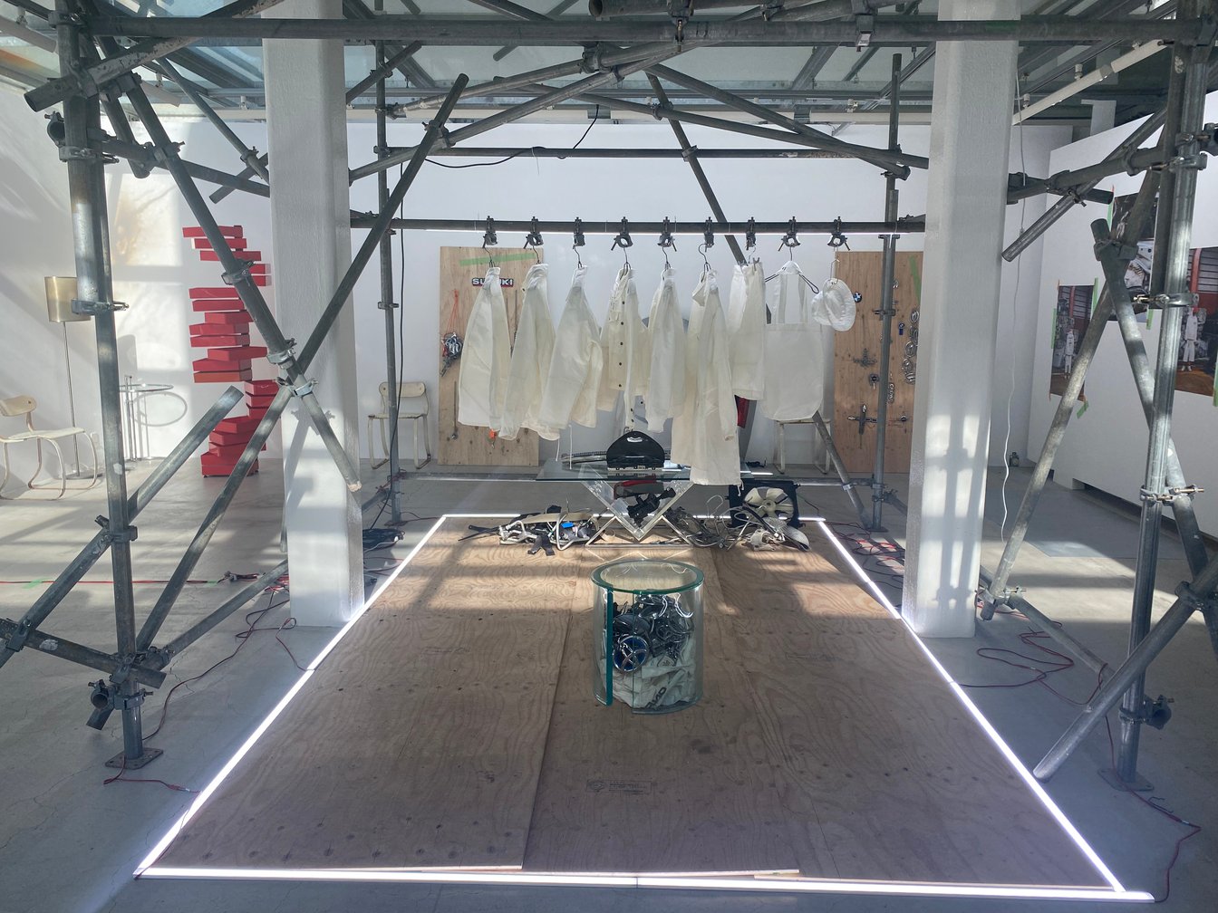 エア ガーメンツ 展示会の様子