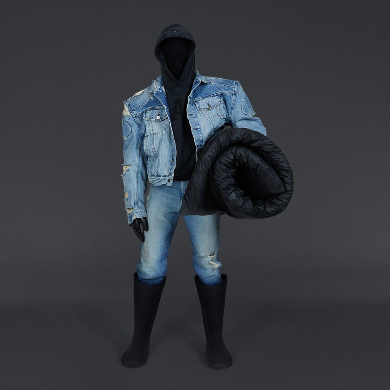 GAP　YEEZY GAP　バレンシアガ　デムナ・ヴァザリア　コラボ　ブラック　フーディー