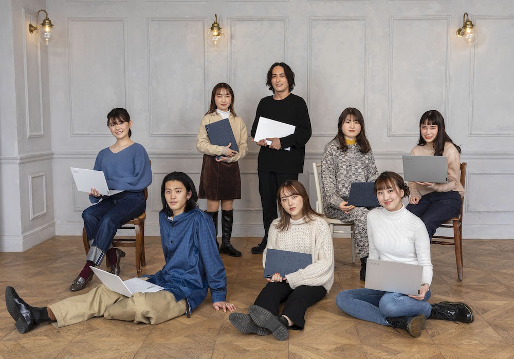 レノボ?ジャパンが大学生とコラボしたキャンペーンのヴィジュアル