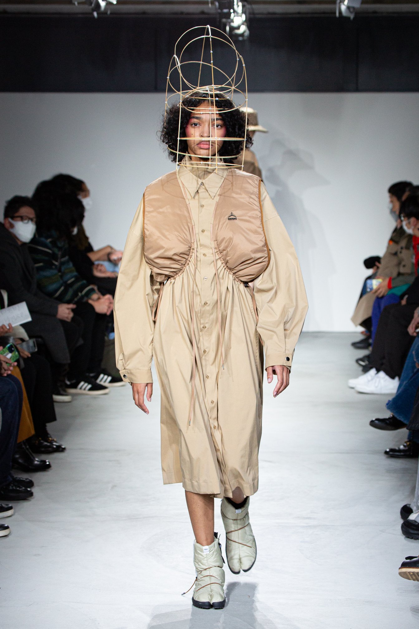 「ヨシオクボ」2022-23年秋冬コレクション