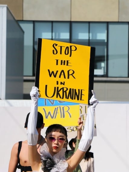 文化服装学院ファッション流通専攻科の卒業制作ショー