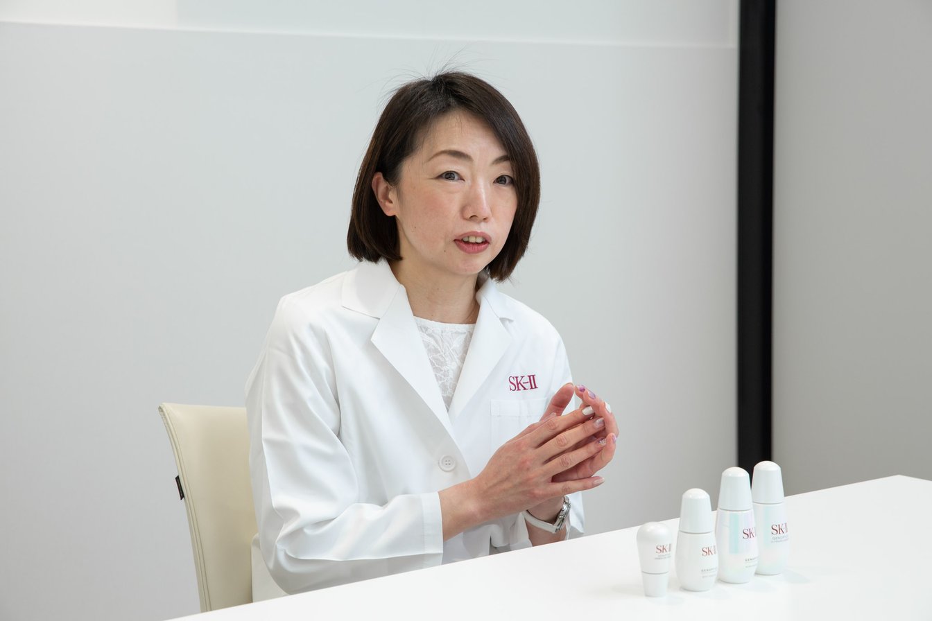 第1回は、日本発「SK-II」で“美白の神”“感触のマジシャン”と呼ばれる湯山恵津子氏