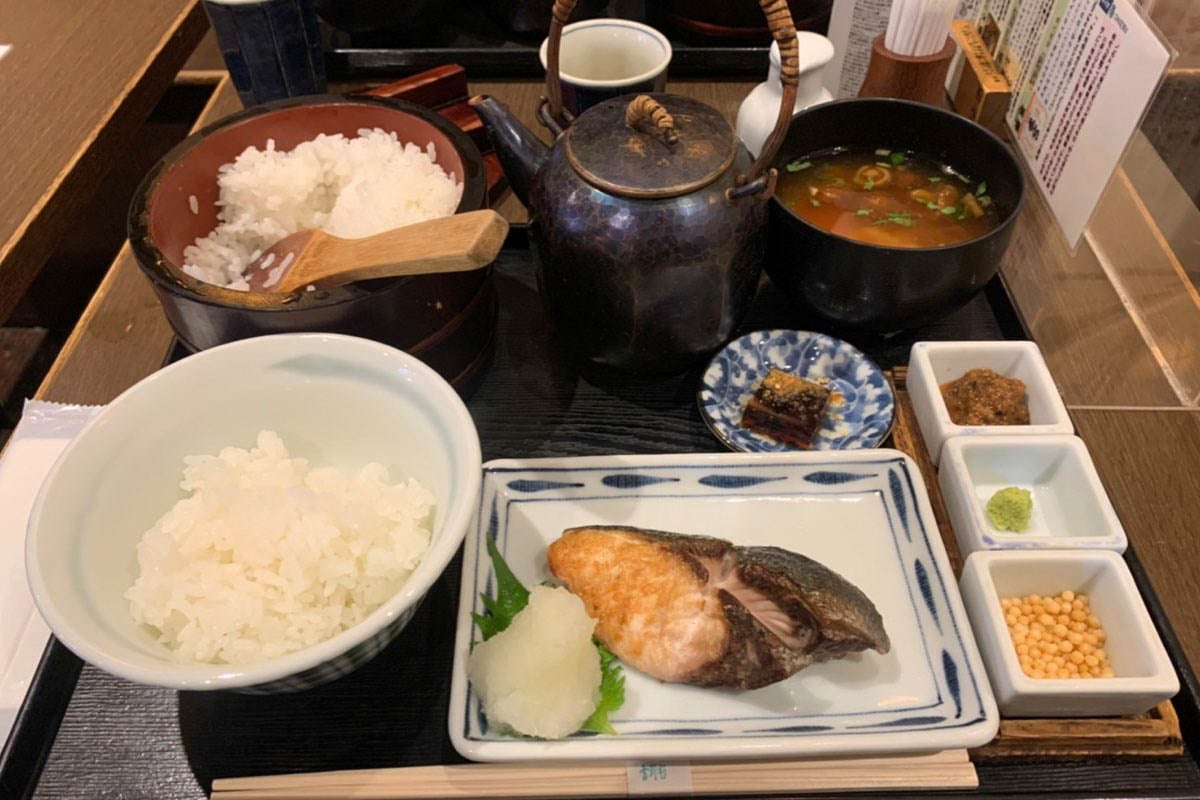 季節のおひつ膳