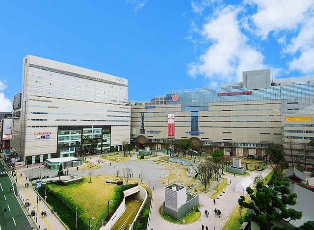 福岡市天神の駅ビル