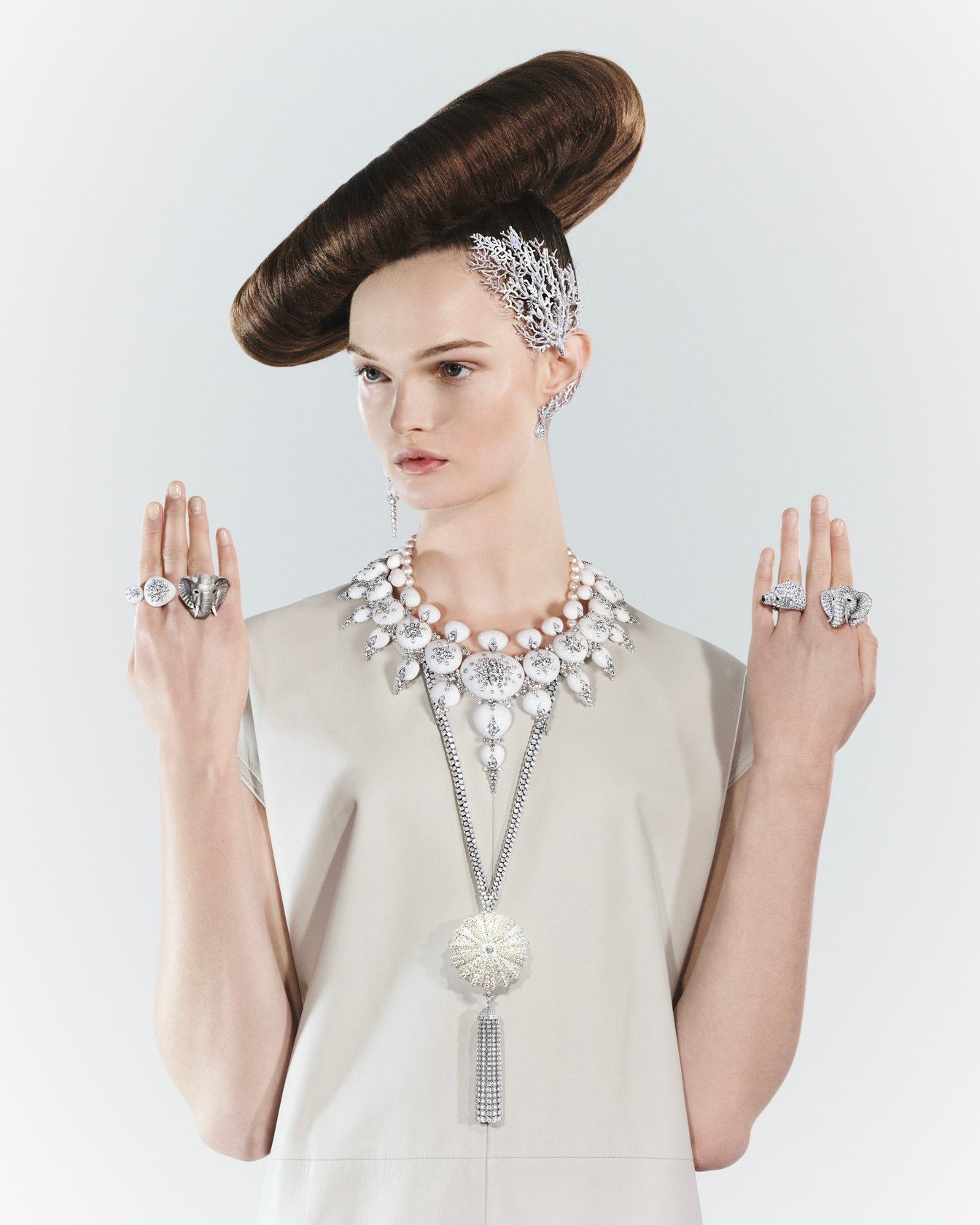 PEBBLE WOMAN