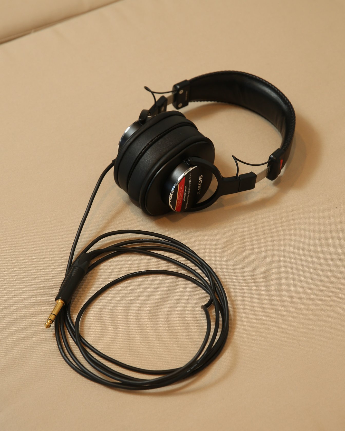 Umbrella Companyの改造ヘッドホン