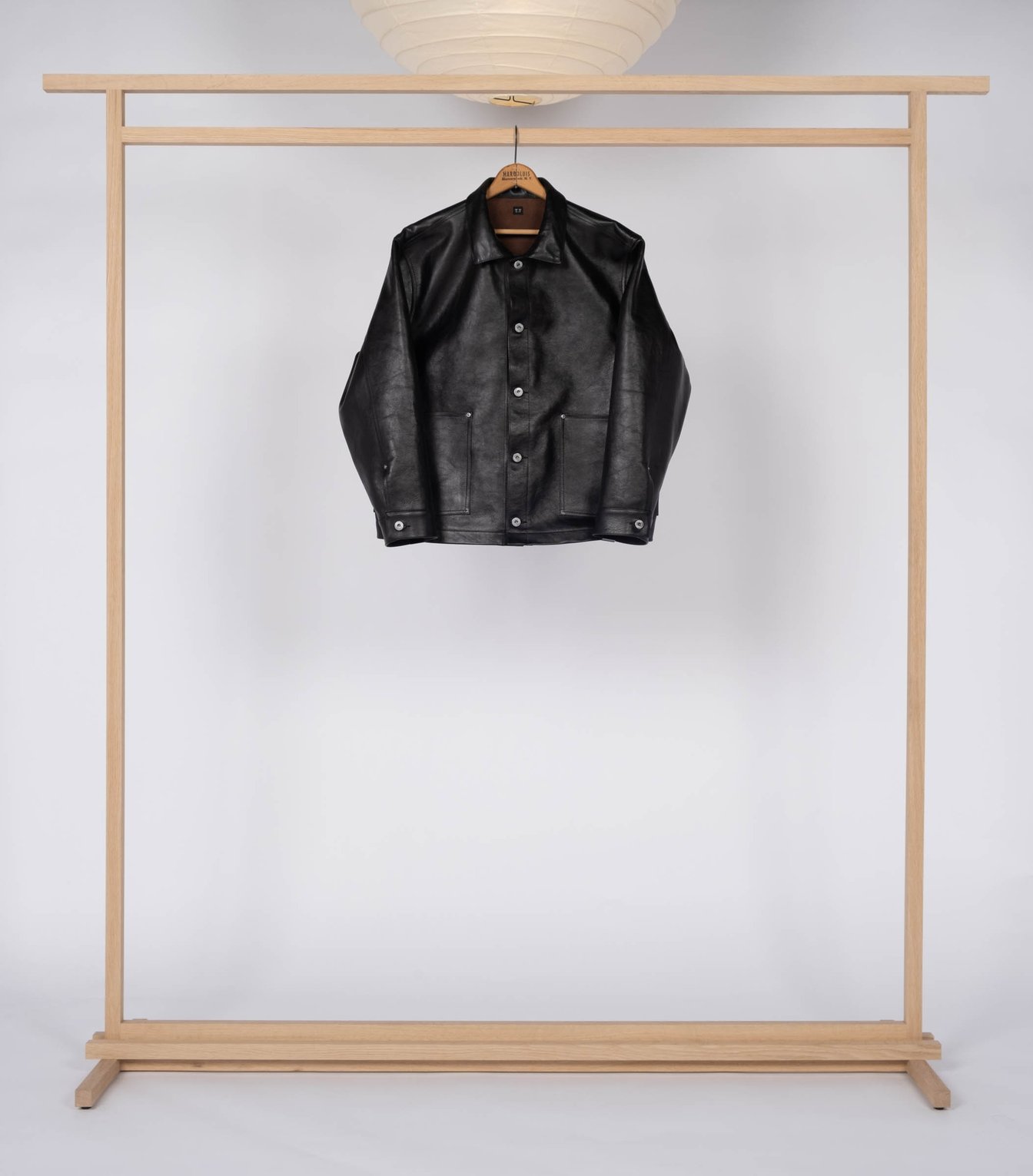 黒のレザージャケット