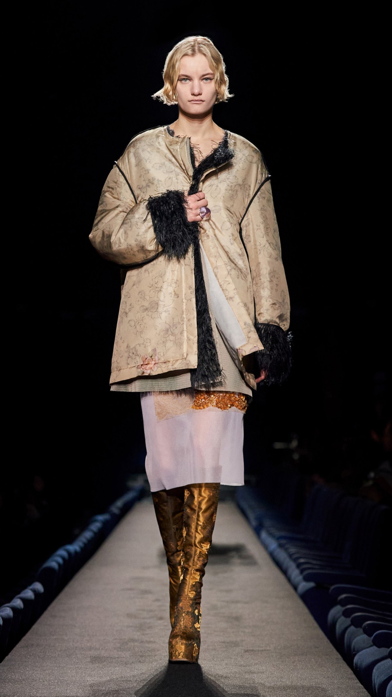 DRIES_VAN_NOTEN_RTW_AW23_2305X
