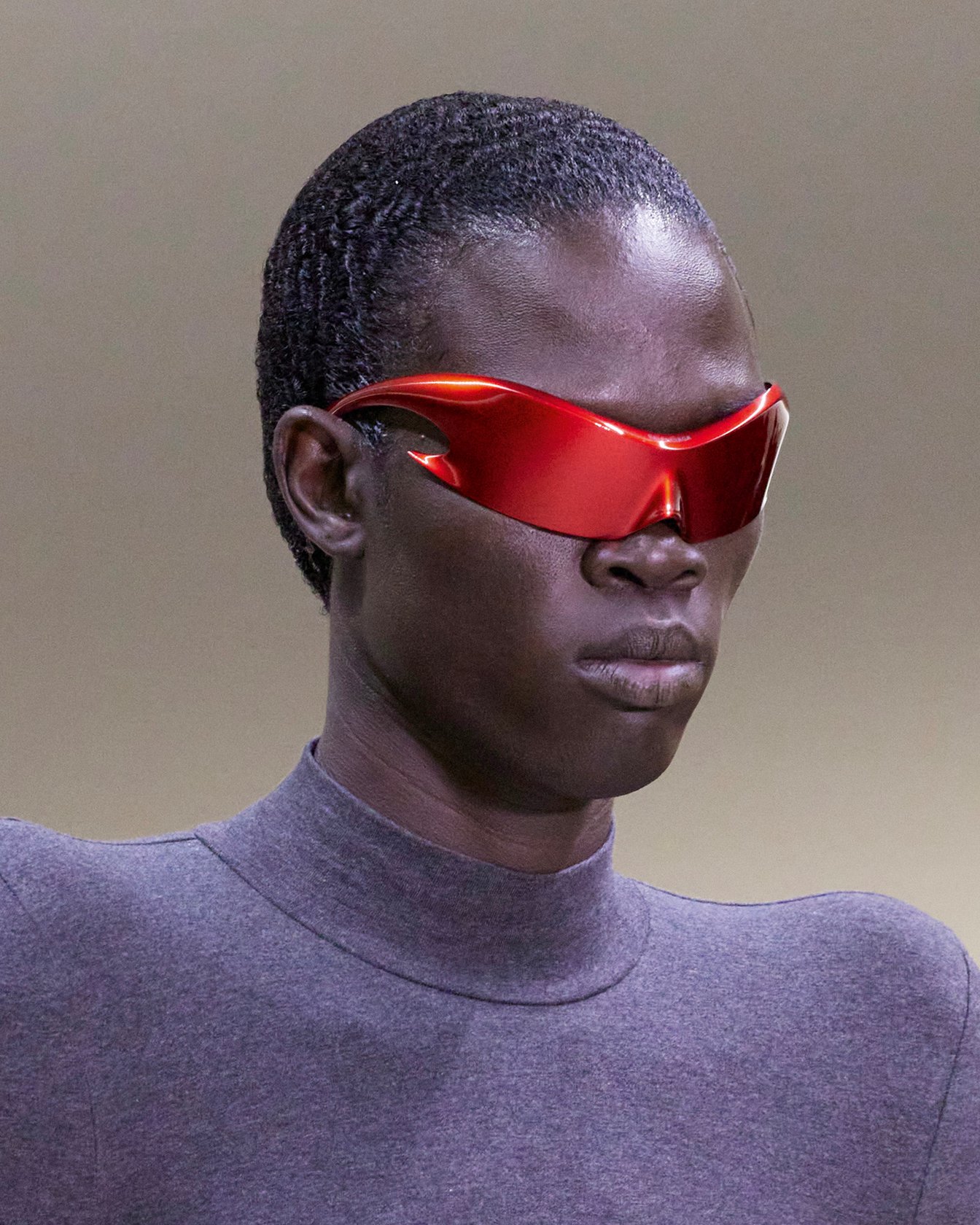 新作のサングラス