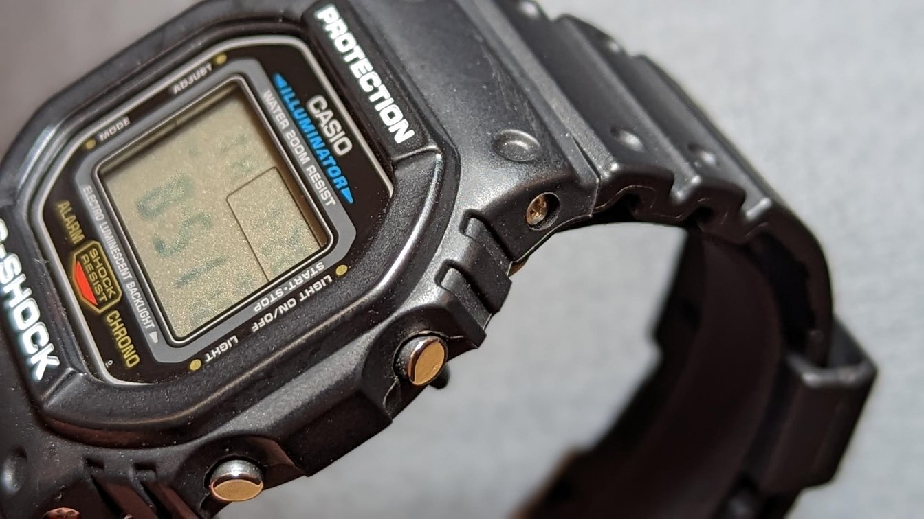 Gショックの定番モデルDW-5600