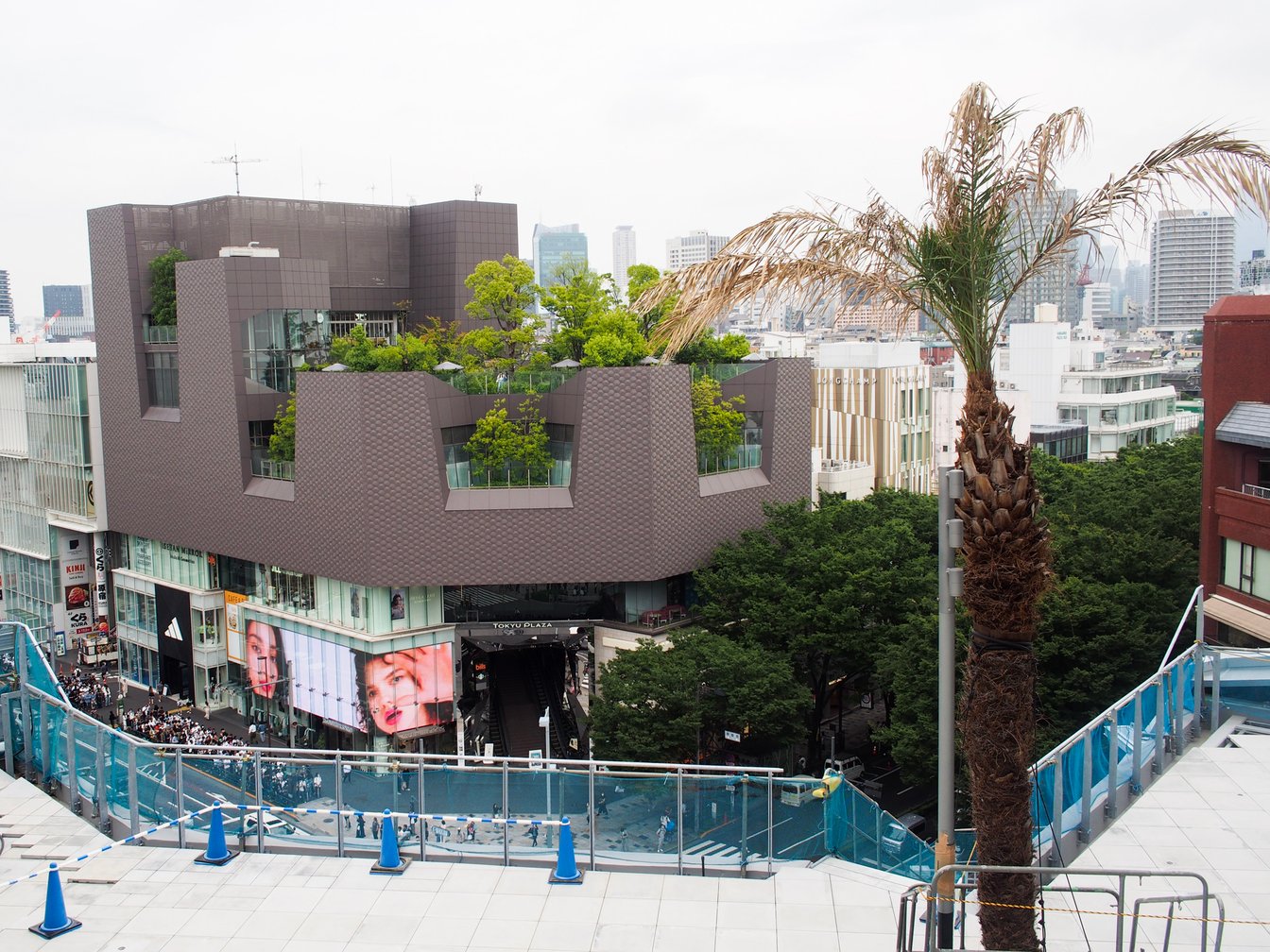 神宮前交差点 新商業施設の名称が「ハラカド」に決定