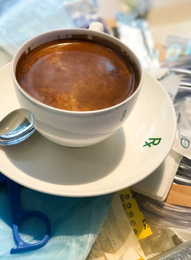 カップに注がれたコーヒー