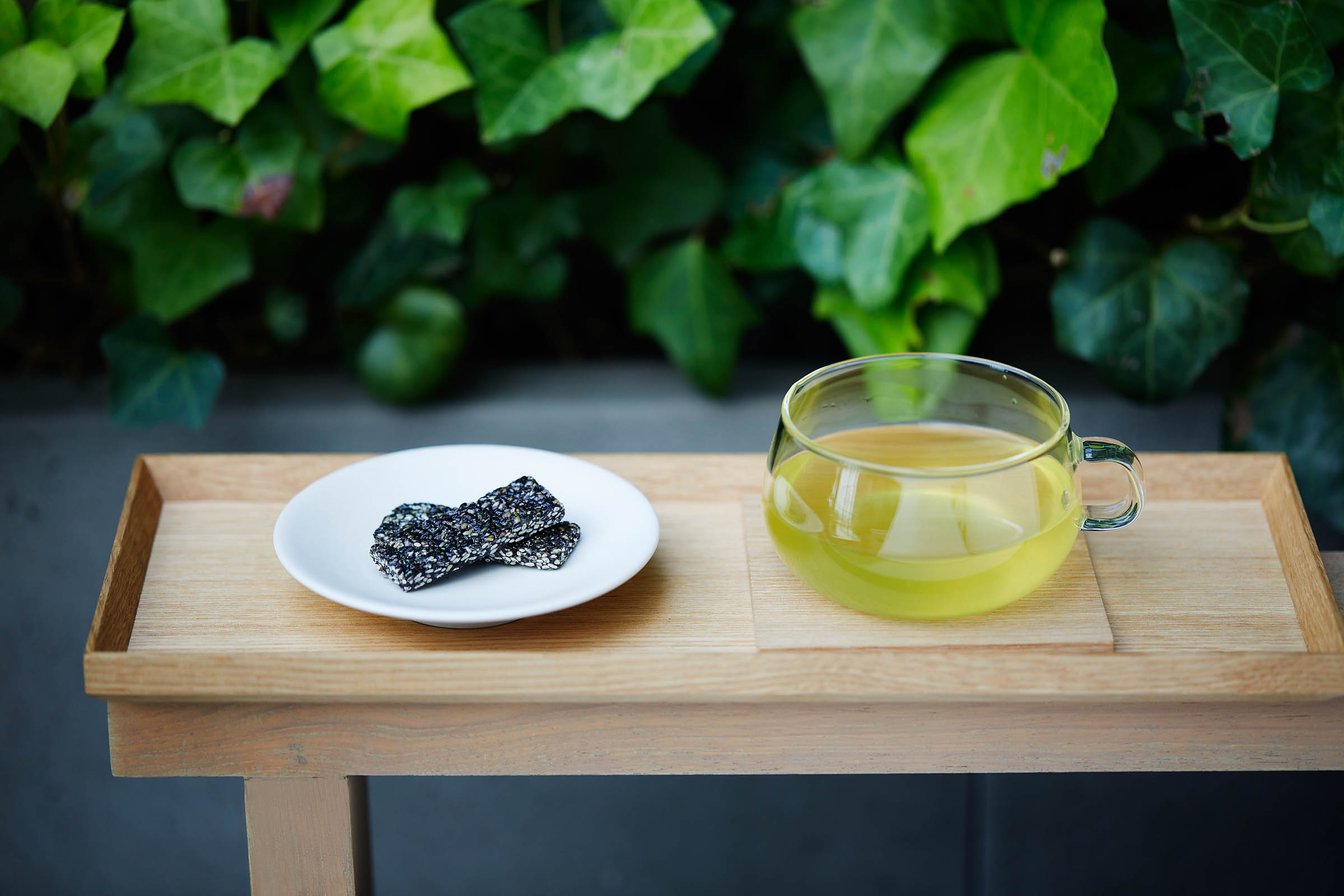 トリートメント後に供される特製ブレンドティー