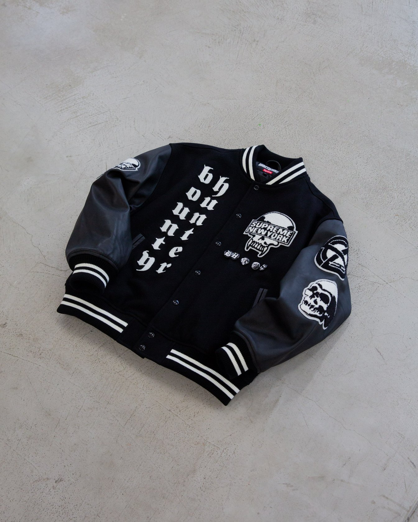 黒いジャケット