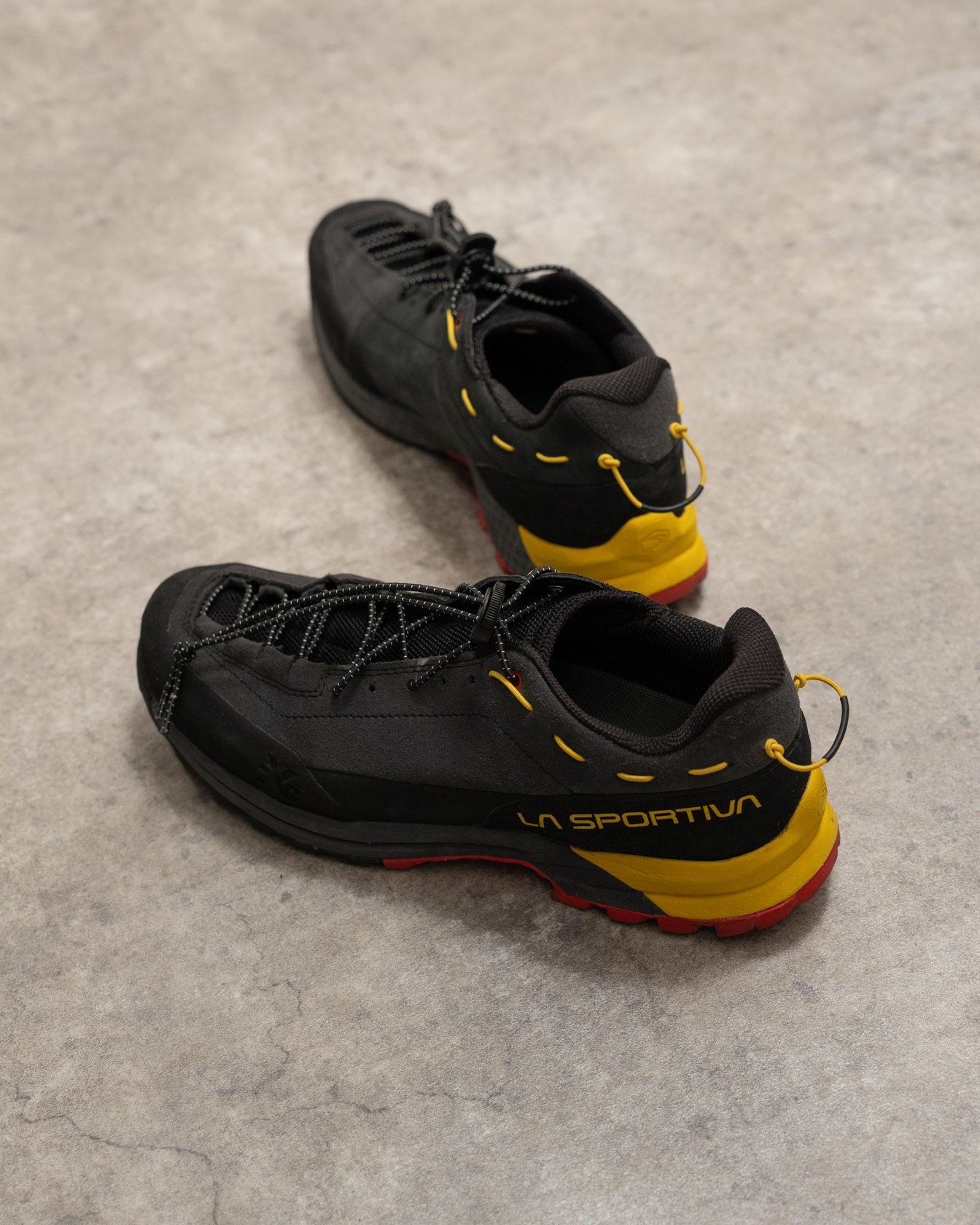 ラ スポルティバ トラバース Xガイドレザー