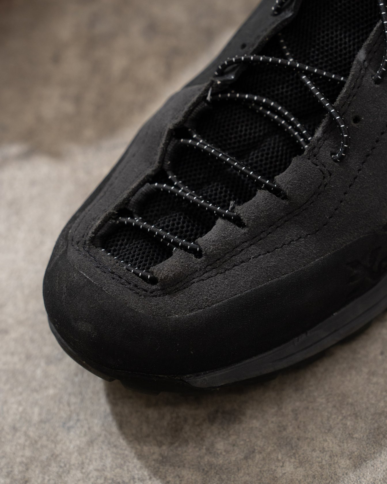 ラ スポルティバ トラバース Xガイドレザー