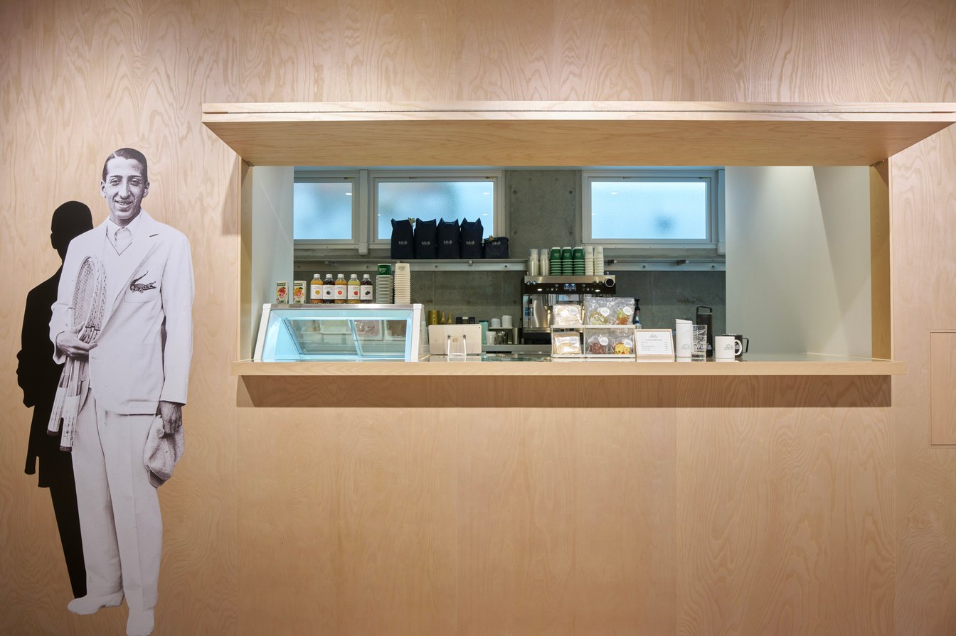 カフェ Le Café Lacoste