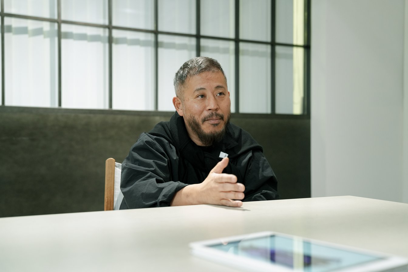 ジョジョ原作未読のデザイナー 久保嘉男に訊くミュージカル衣裳製作の美学