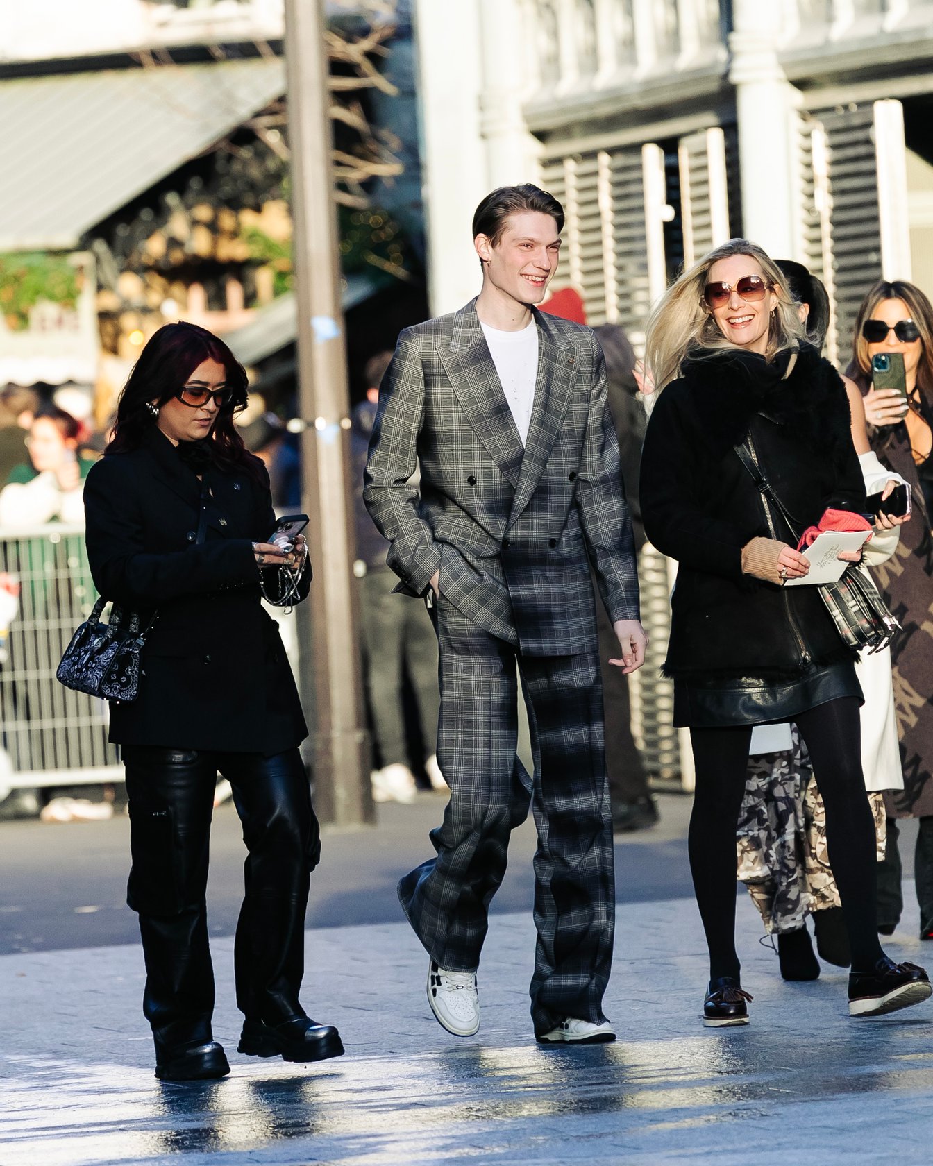 セットアップのメンズコーデ