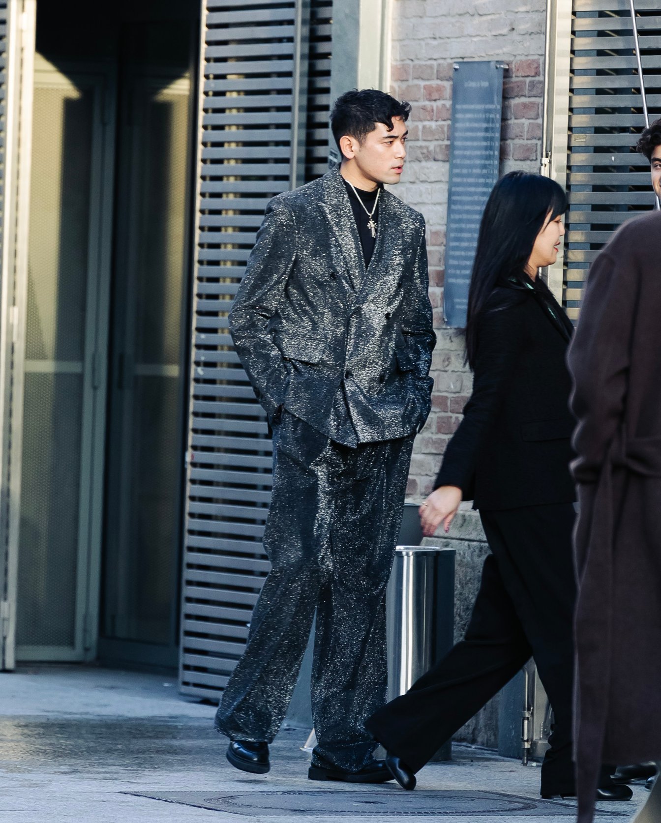 セットアップのメンズコーデ