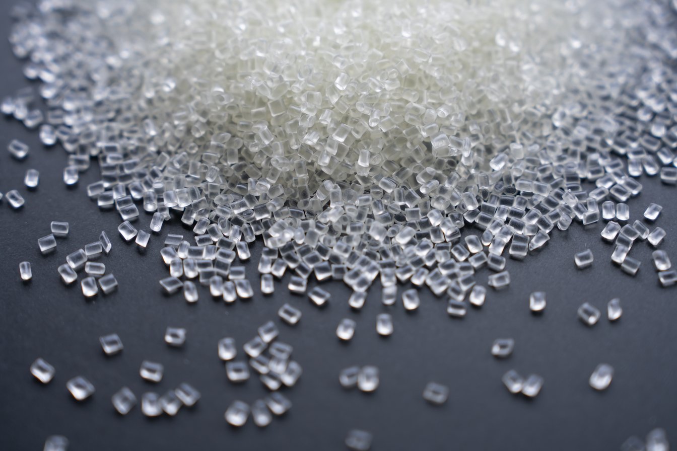 トウモロコシとヒマを原料として作られたチップ