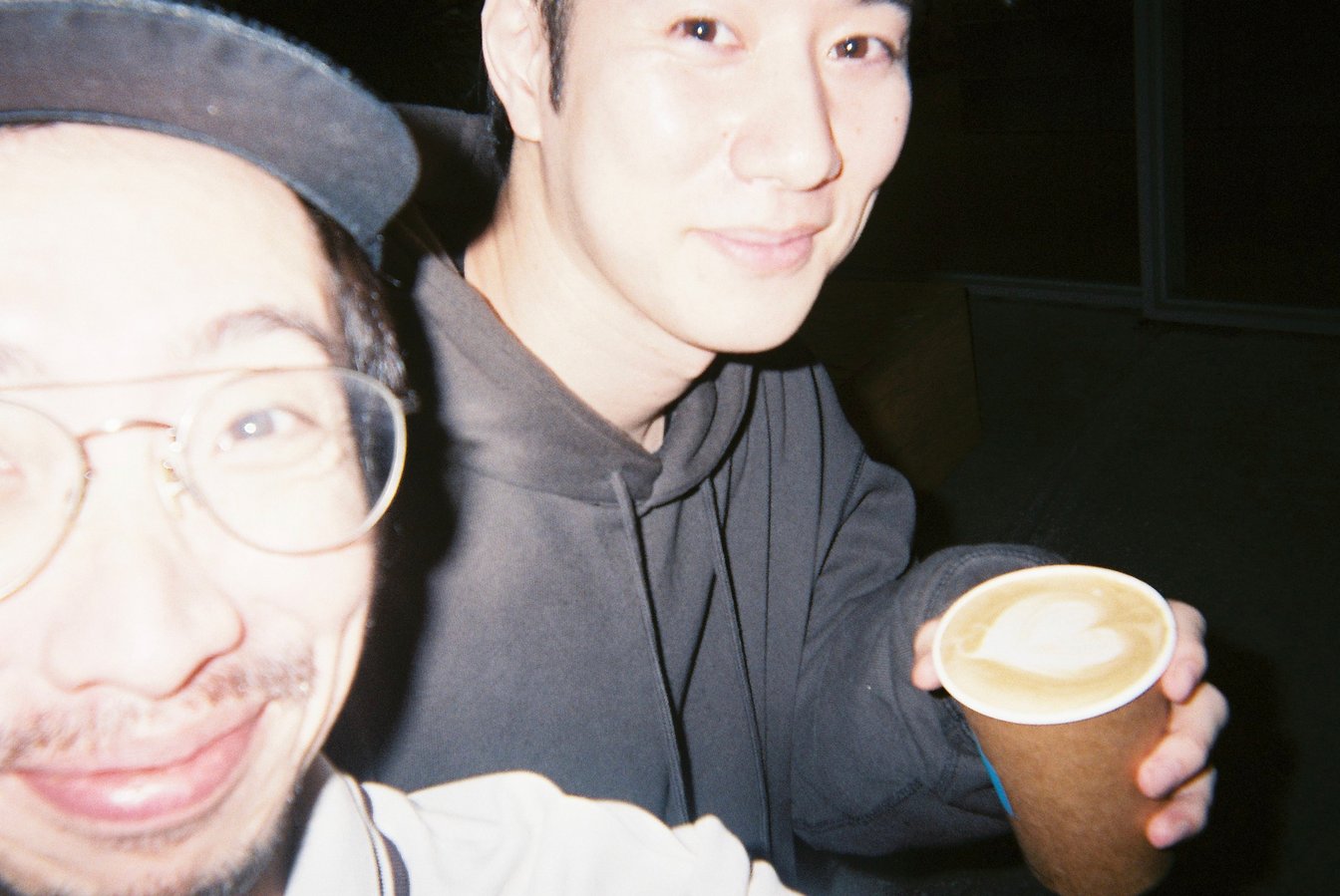 オカルトコレクターの田中俊行と怪談師のチビル松村