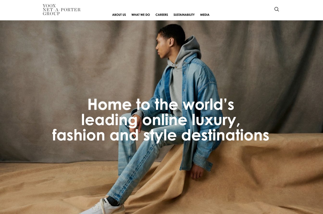 YNAPの公式サイトトップページのスクショ
