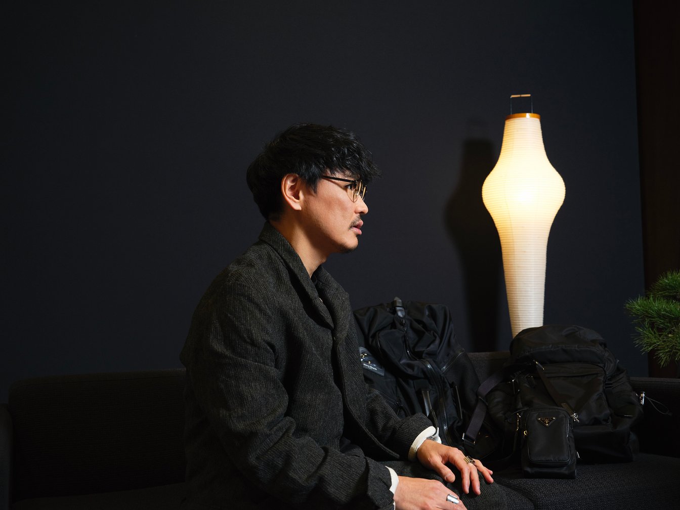 gasa*[壁の向こう側]ジャケット　必見 ?media_id=3719233156961933250