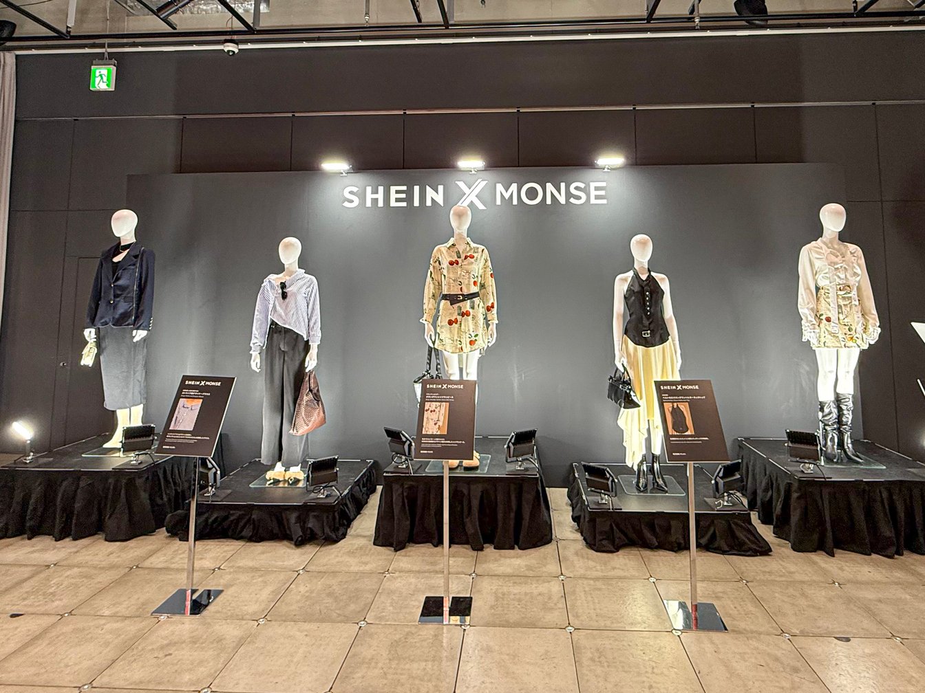 SHEIN クリスマスパーティー2024の会場に設置されたマネキン