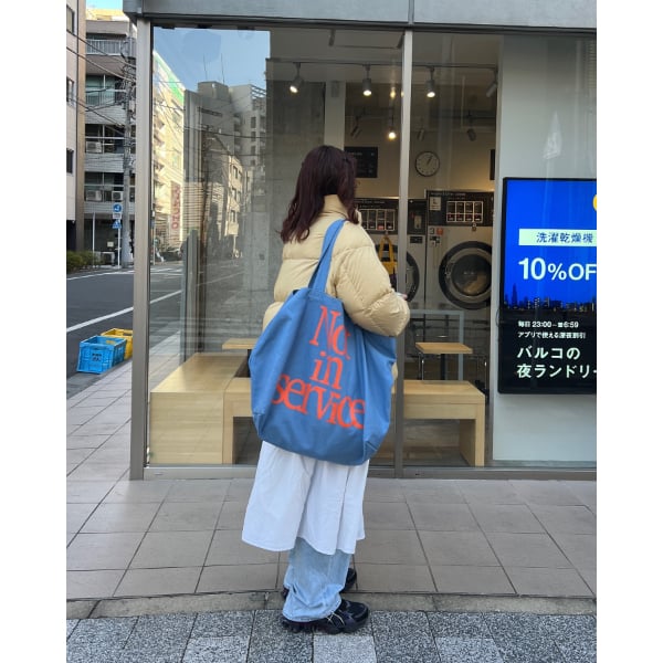 モリハルナさんプロデュース【hood】Not in service トートバッグ hood Not in service トートバッグ アイボリー - メルカリ