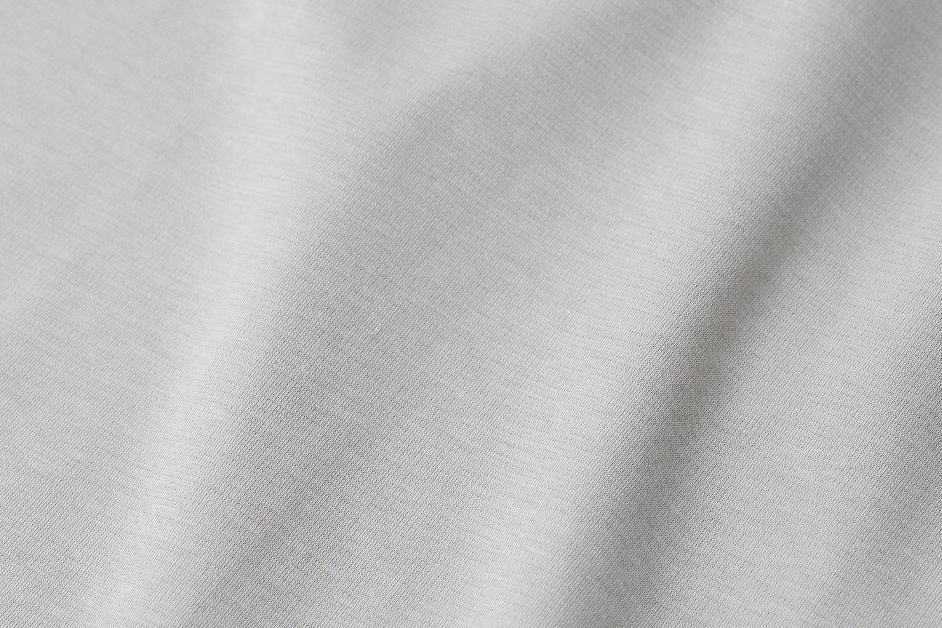 「エディフィス」汗染み防止Tシャツの生地感