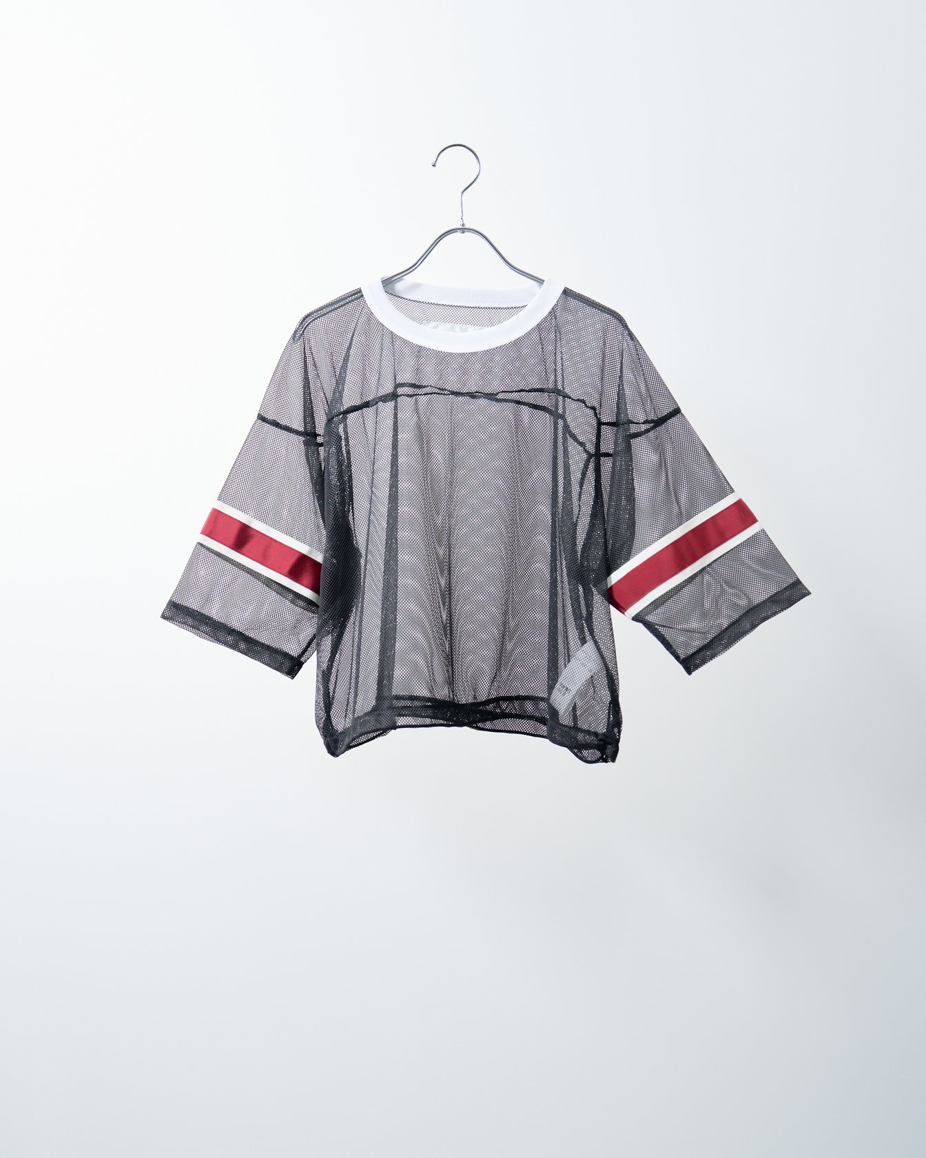 ジョンメイソンスミスのTシャツ