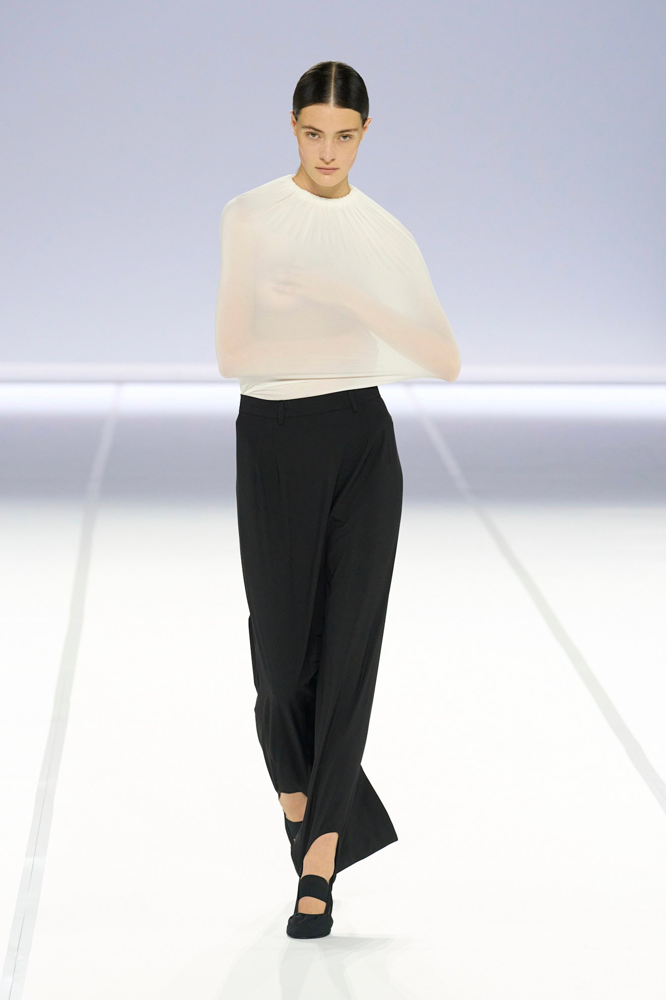 ݩ` 2025괺ĥ쥯λ