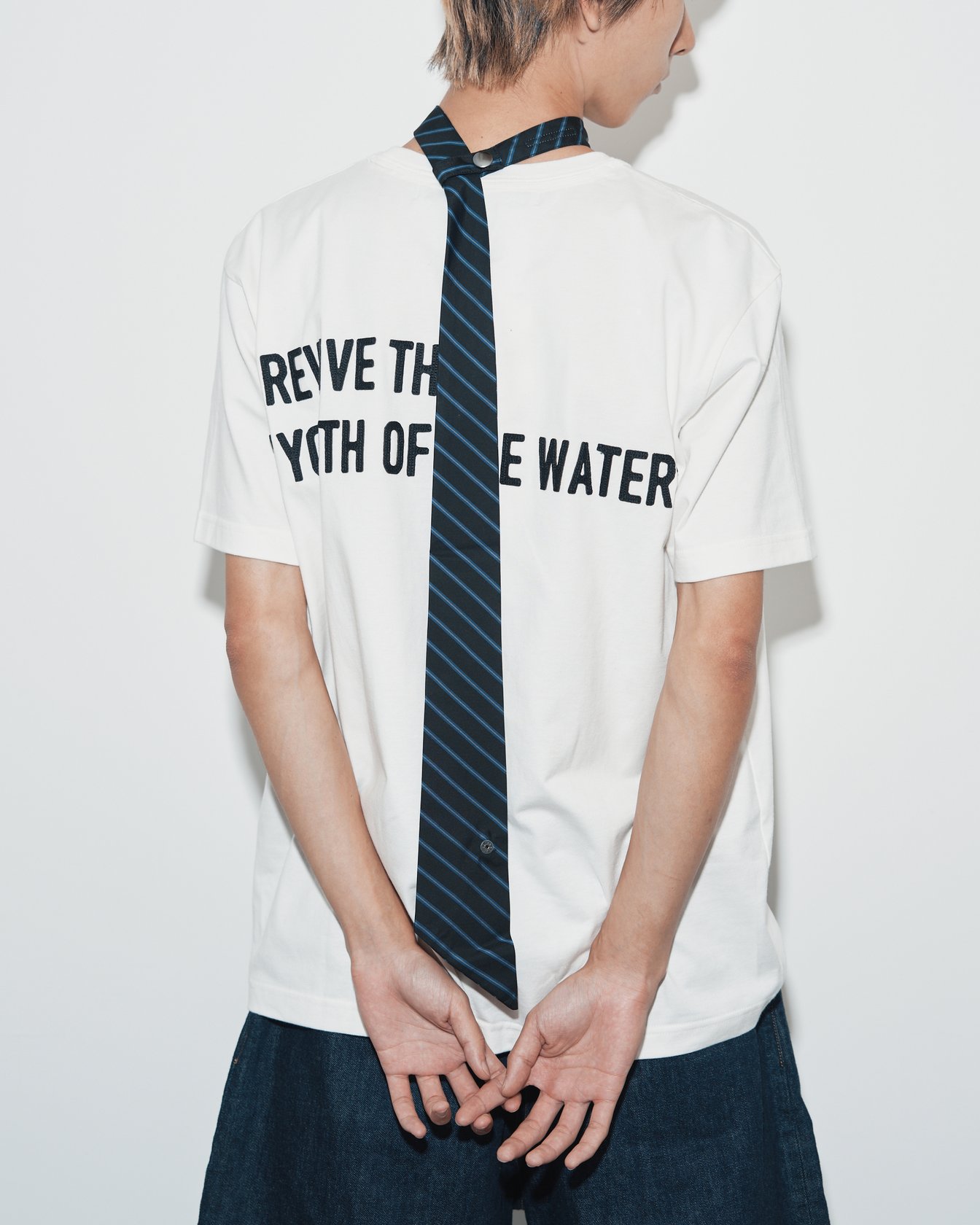 タムのネクタイ