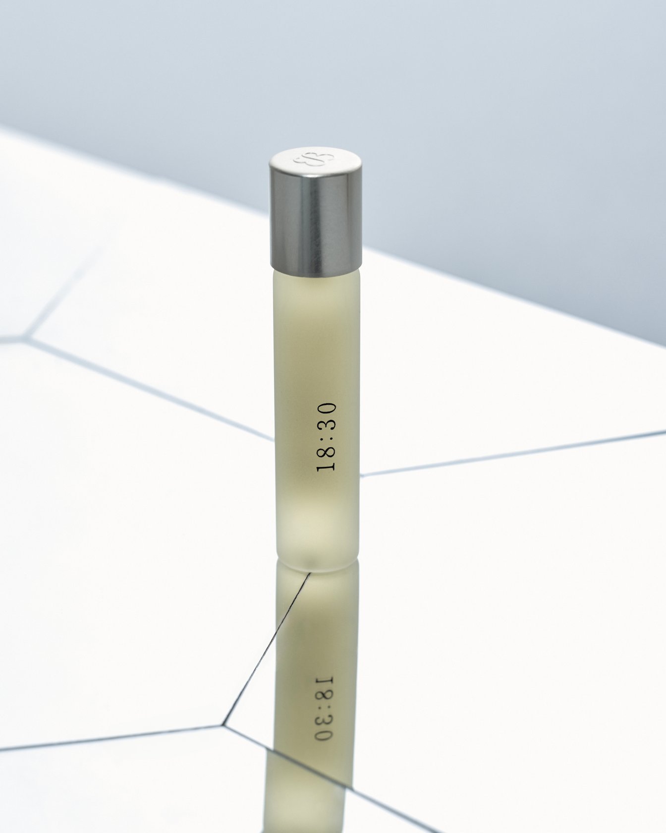 ウカのネイルオイル