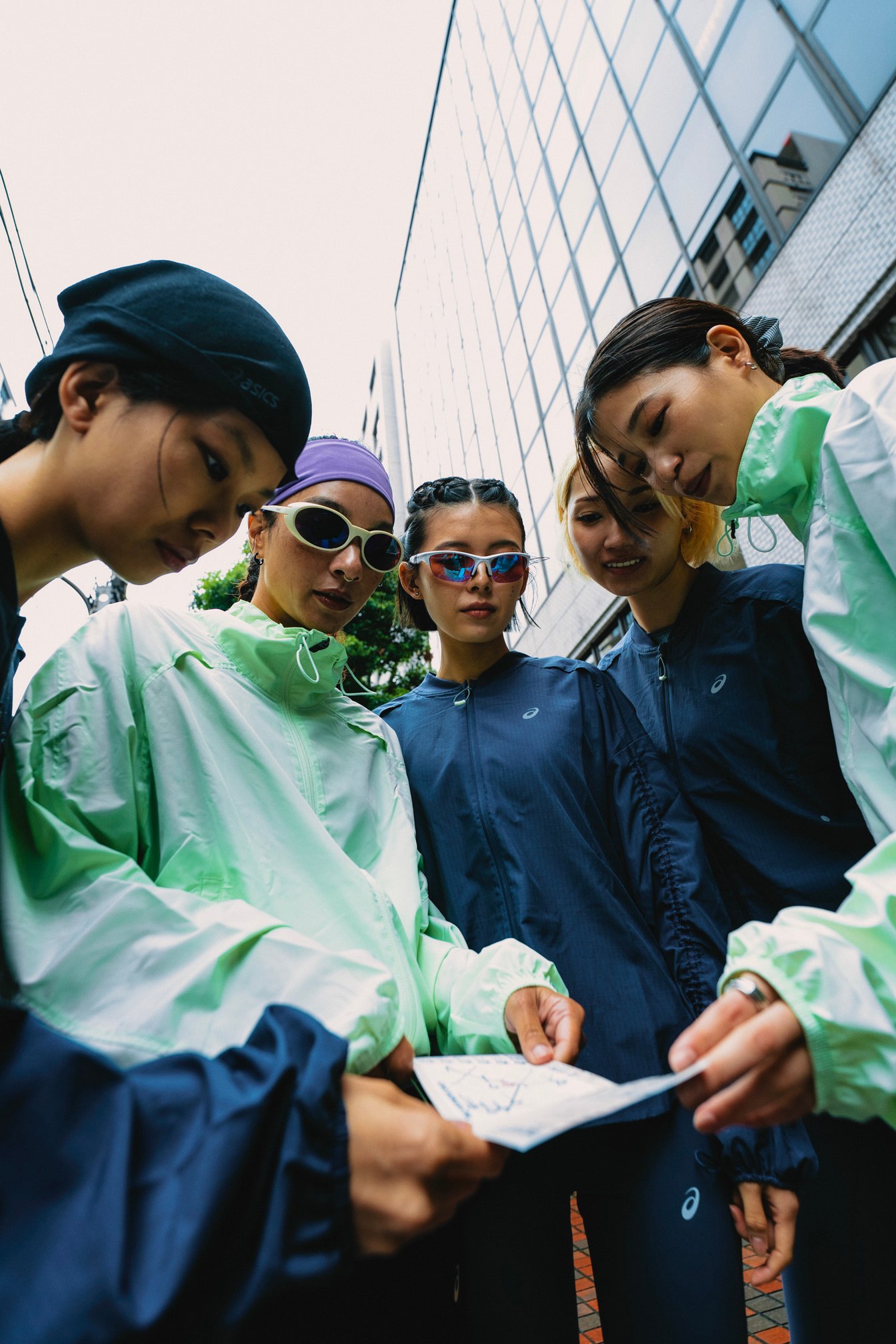 マップを見る5人