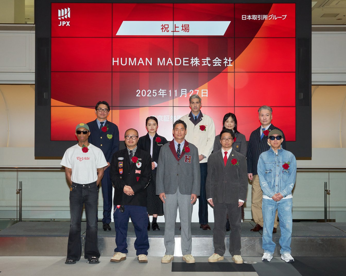 上場セレモニーの様子