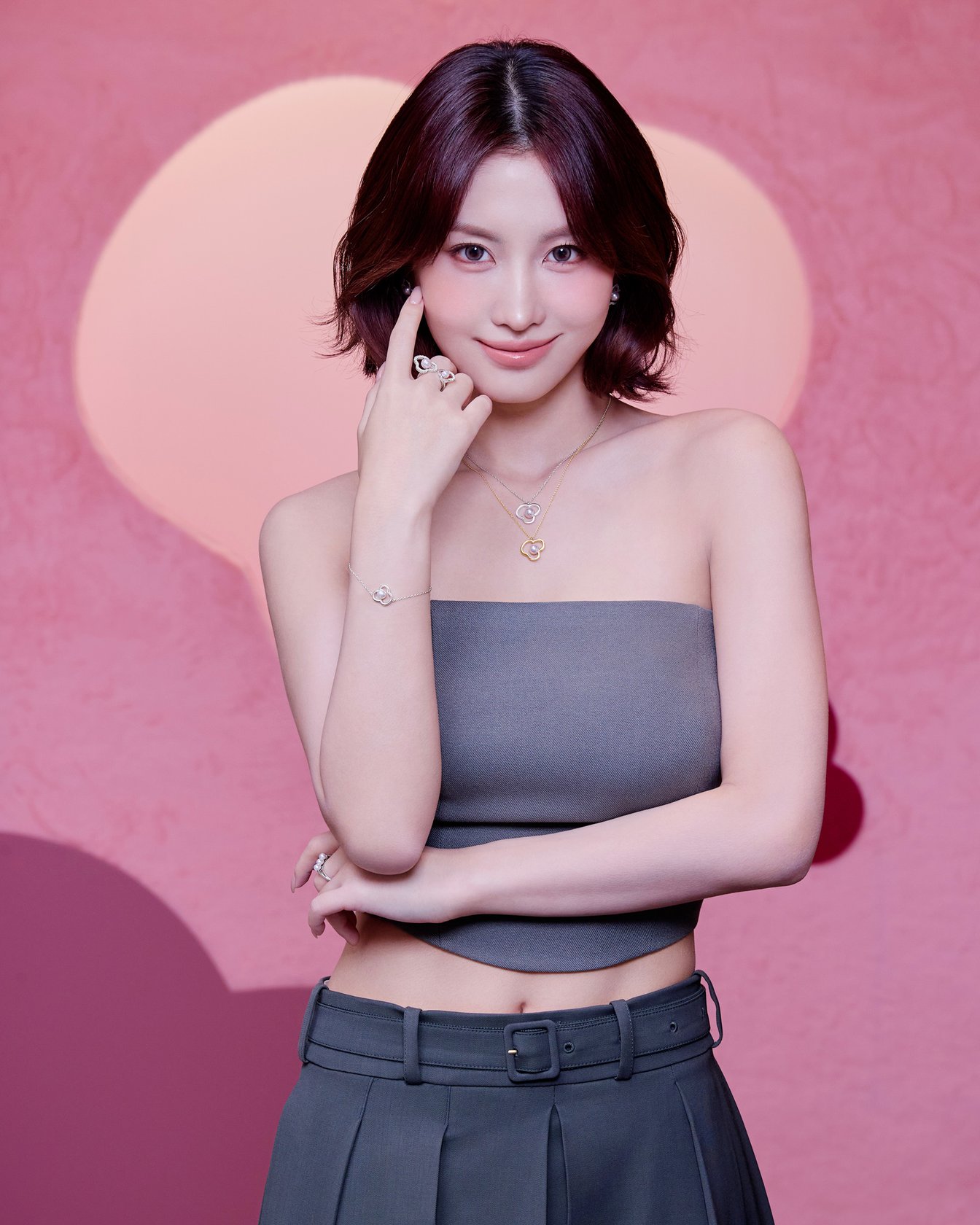 TWICE MOMO