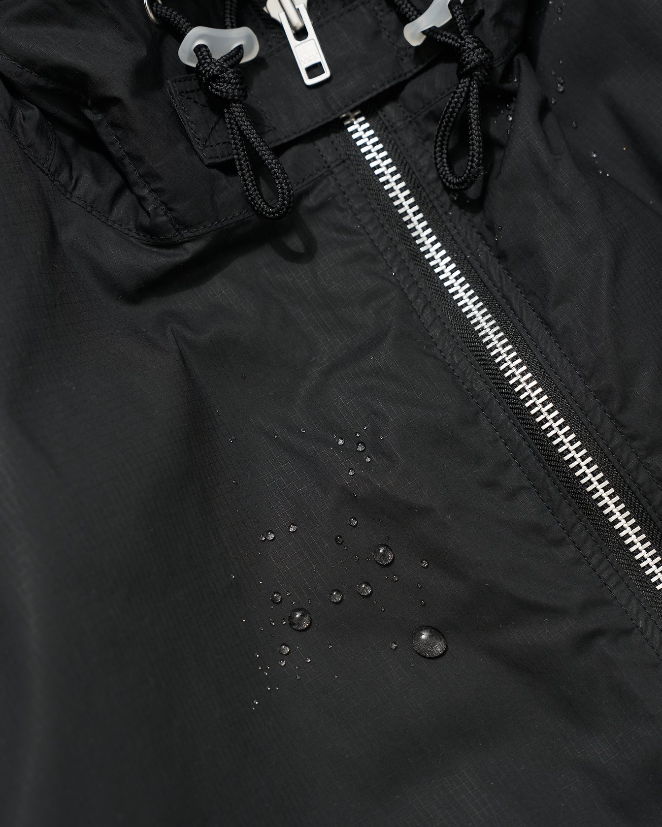 「パラトレイト」のジャケット